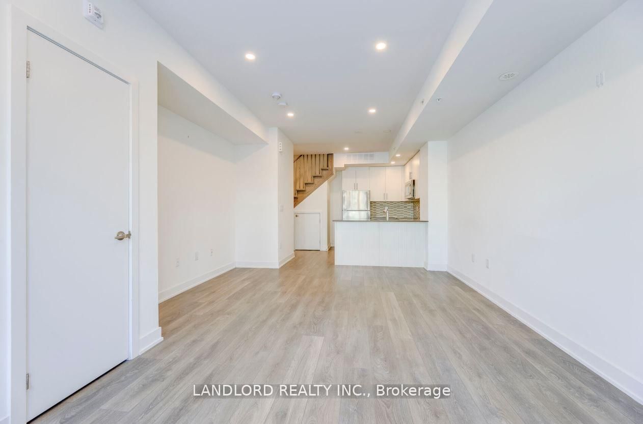 3483 Widdicombe Way, Unit 17 - Photo 3