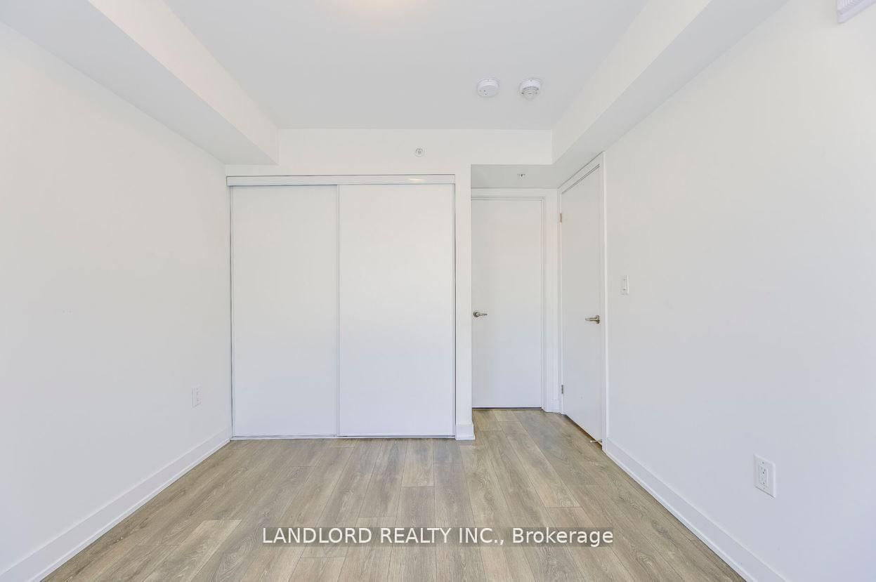 3483 Widdicombe Way, Unit 17 - Photo 5