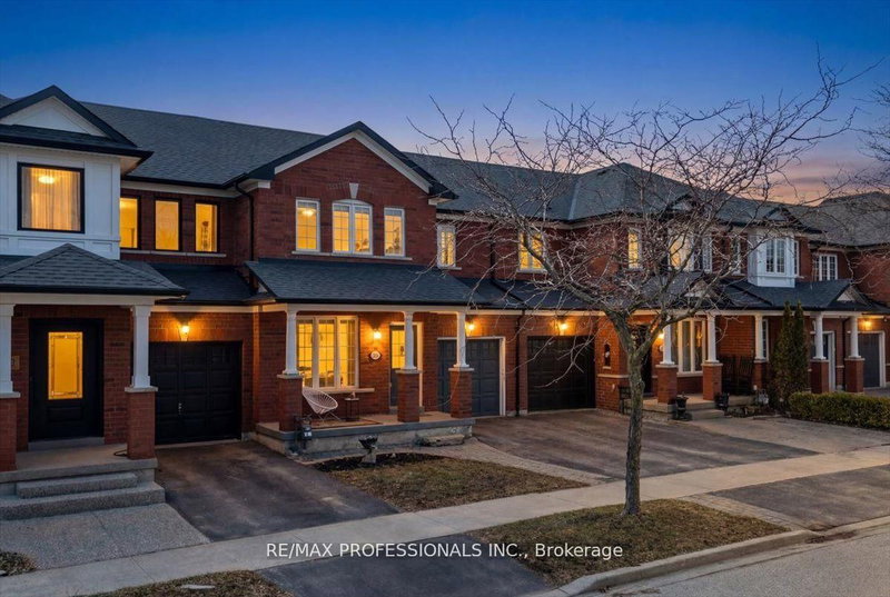 514 Thelma St, Burlington, L7L 6W8 | Image 2