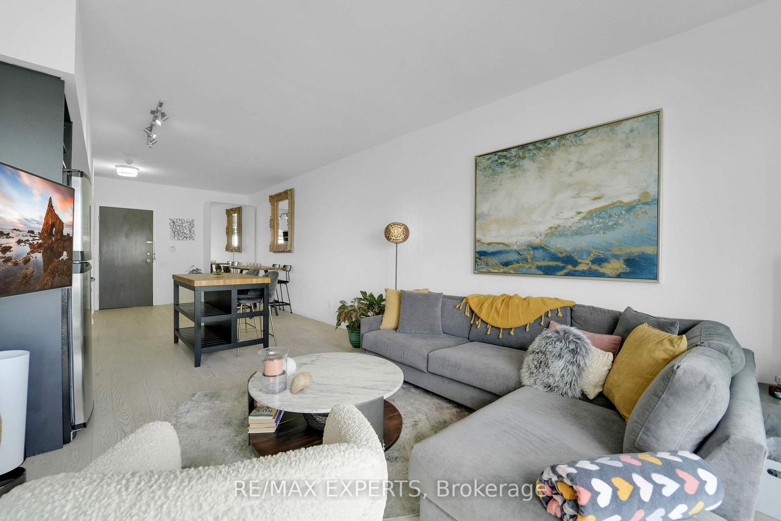 103 The Queensway, Unit 1915 - Photo 19