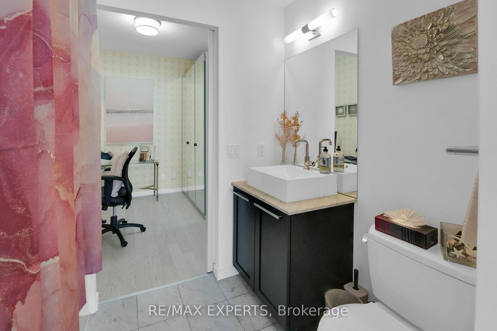 103 The Queensway, Unit 1915 - Photo 31