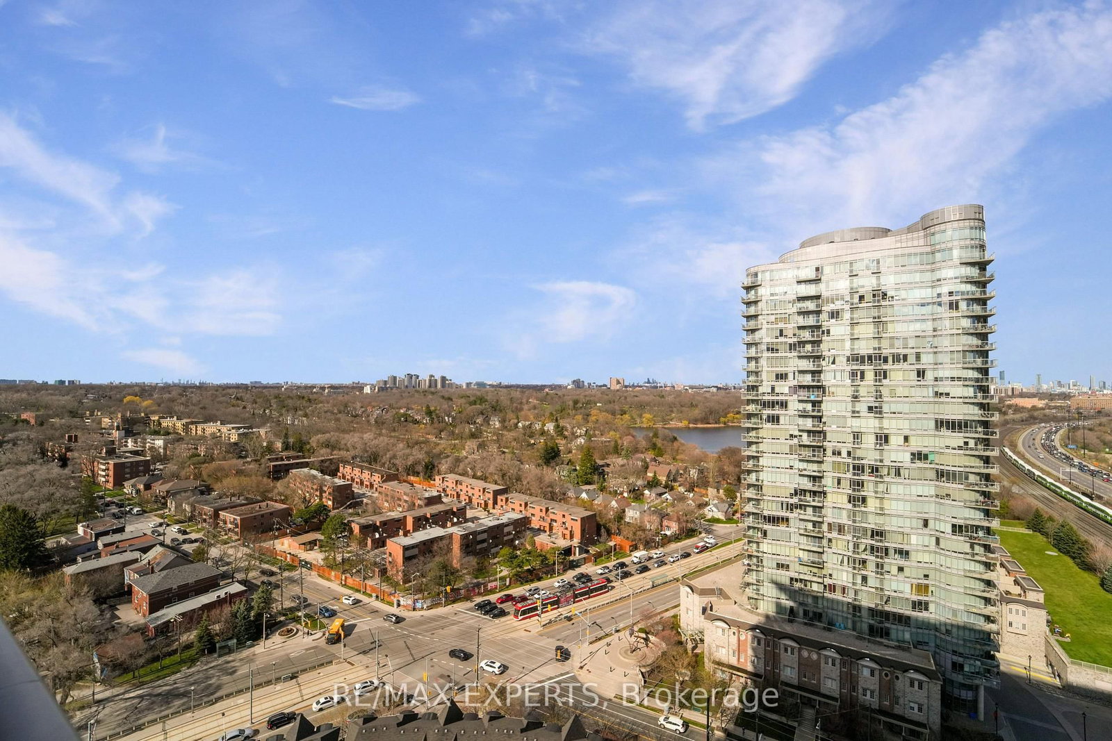 103 The Queensway, Unit 1915 - Photo 38