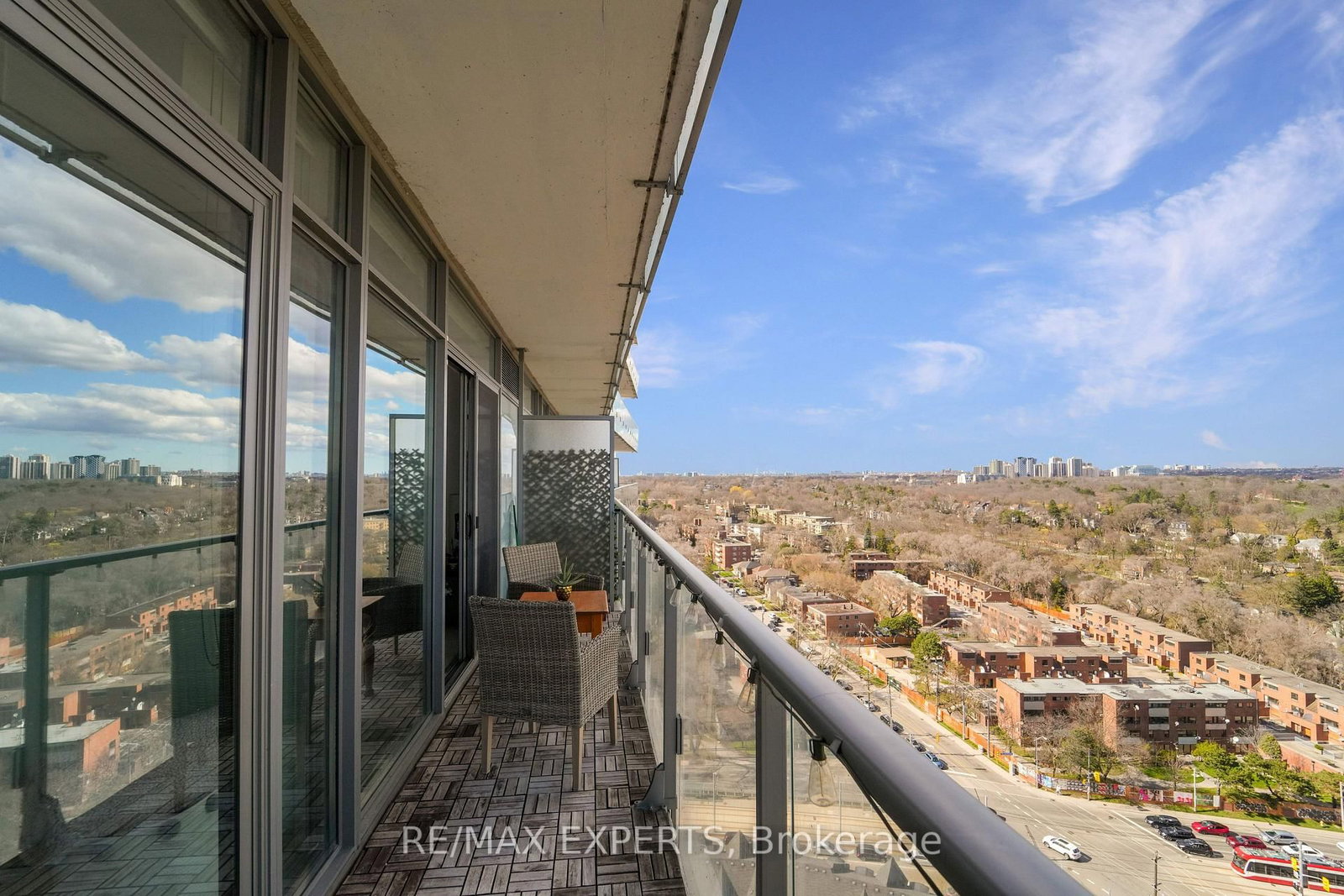 103 The Queensway, Unit 1915 - Photo 39