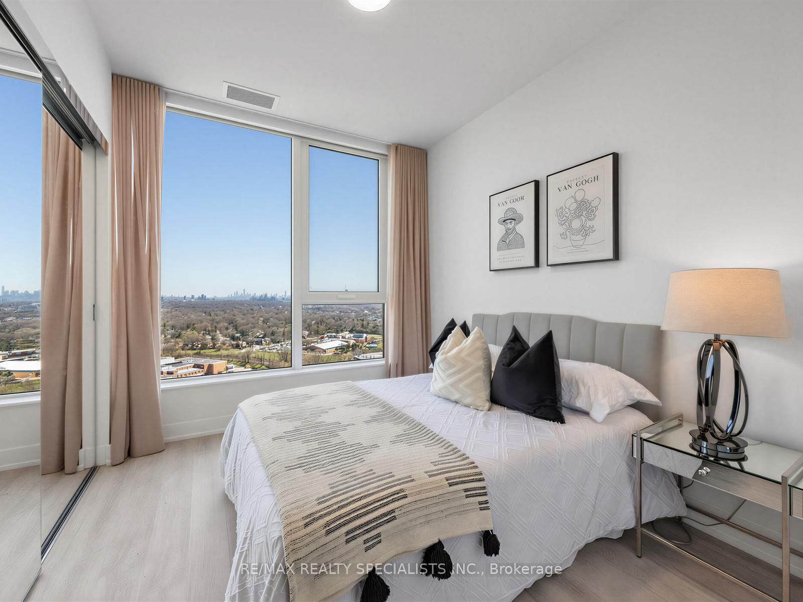 60 Central Park Roadway, Unit PH13 - Photo 16