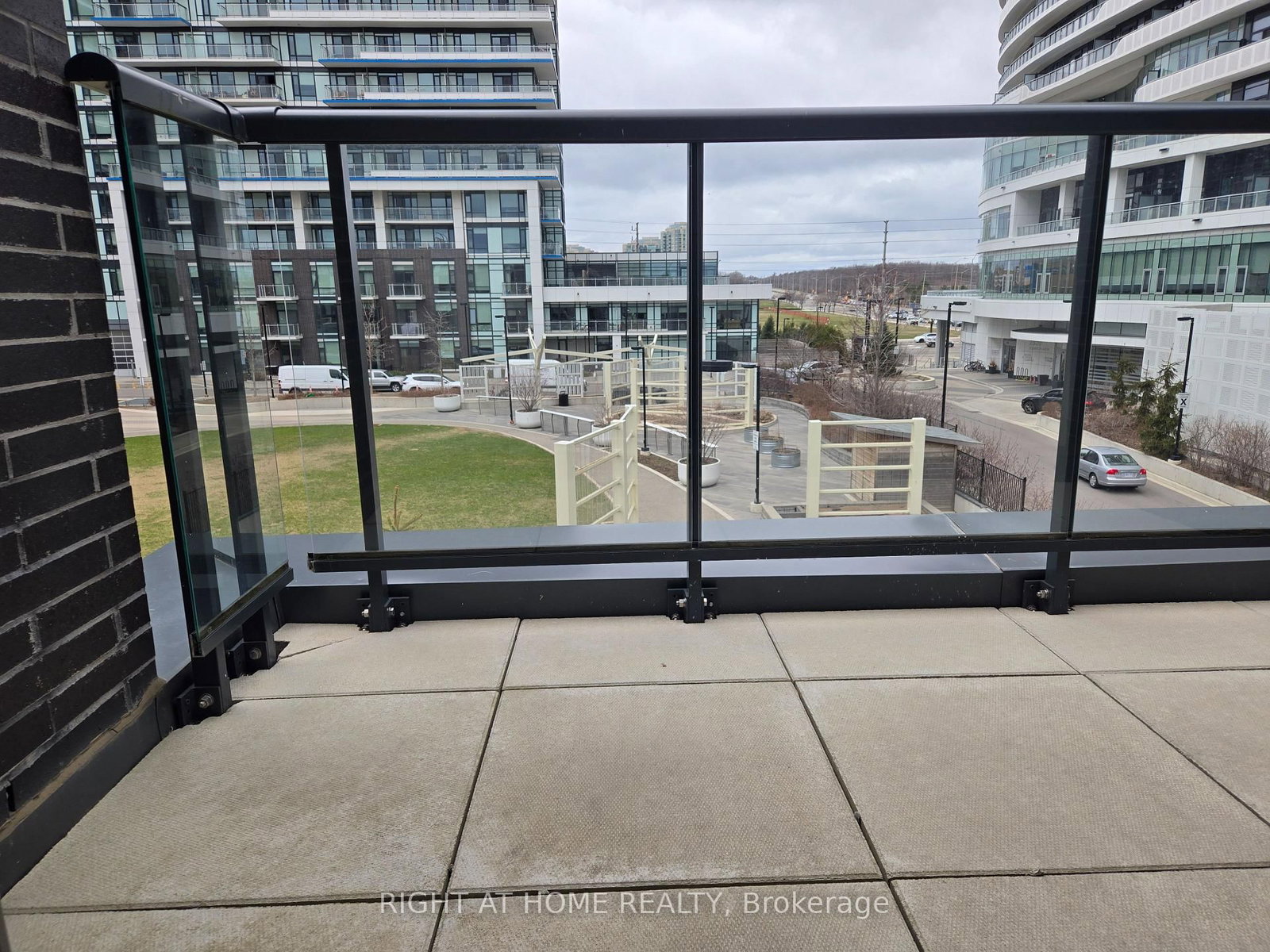 2530 Eglinton Avenue W, Unit 119 - Photo 11