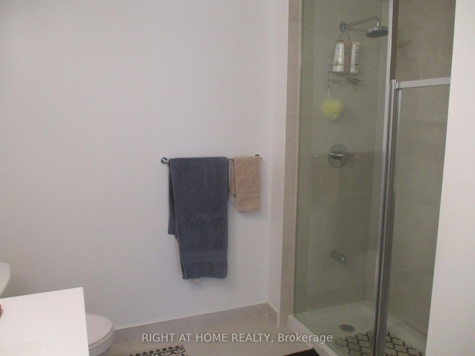 2530 Eglinton Avenue W, Unit 119 - Photo 14