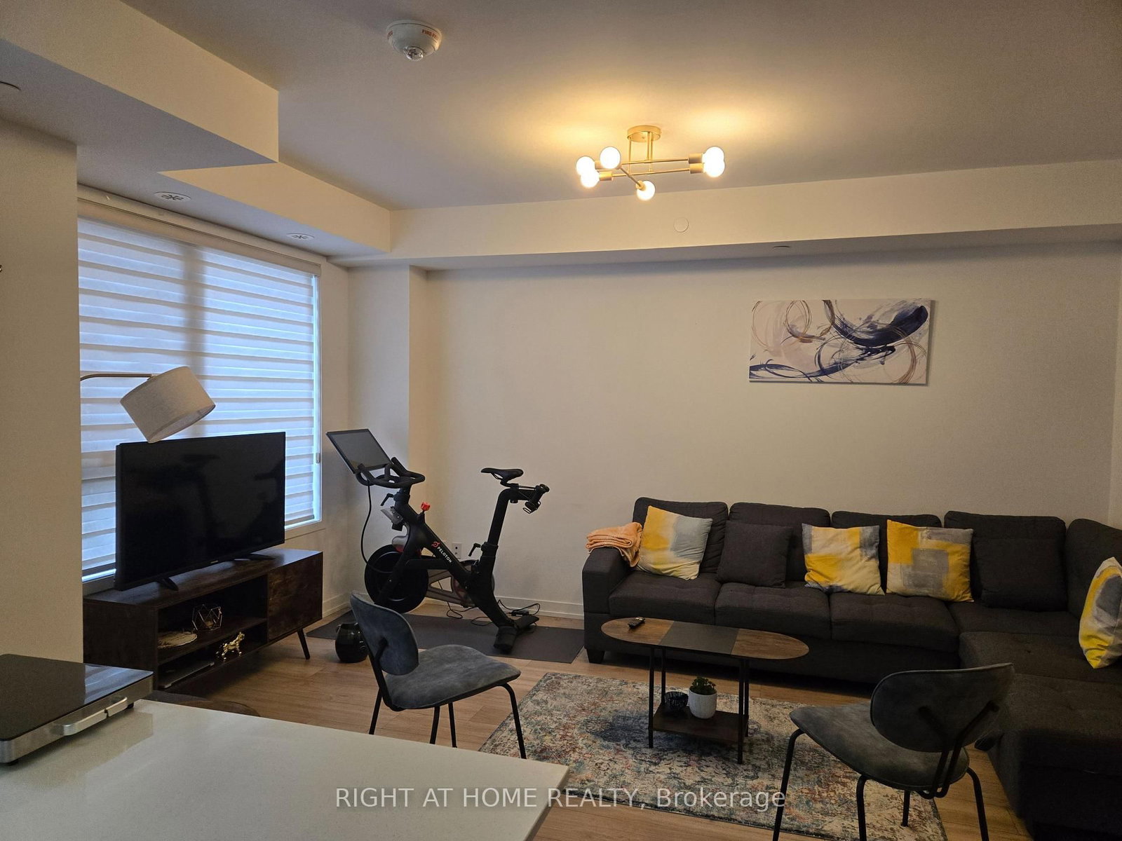 2530 Eglinton Avenue W, Unit 119 - Photo 5