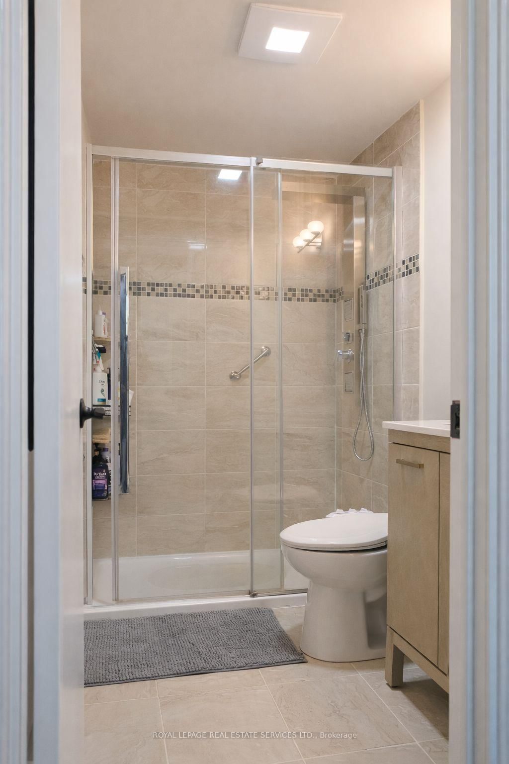 6449 Glen Erin Drive, Unit 43 - Photo 15