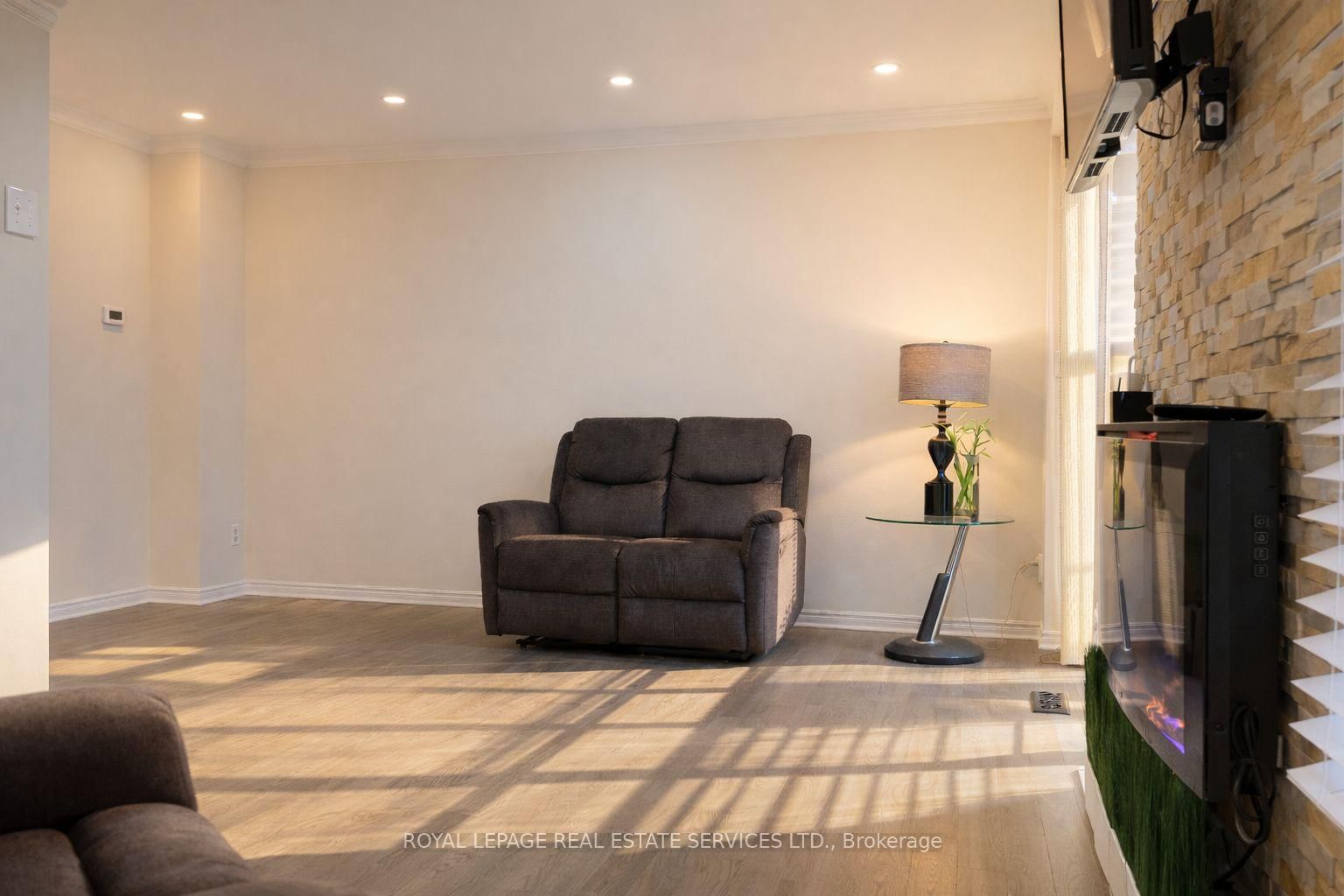 6449 Glen Erin Drive, Unit 43 - Photo 5