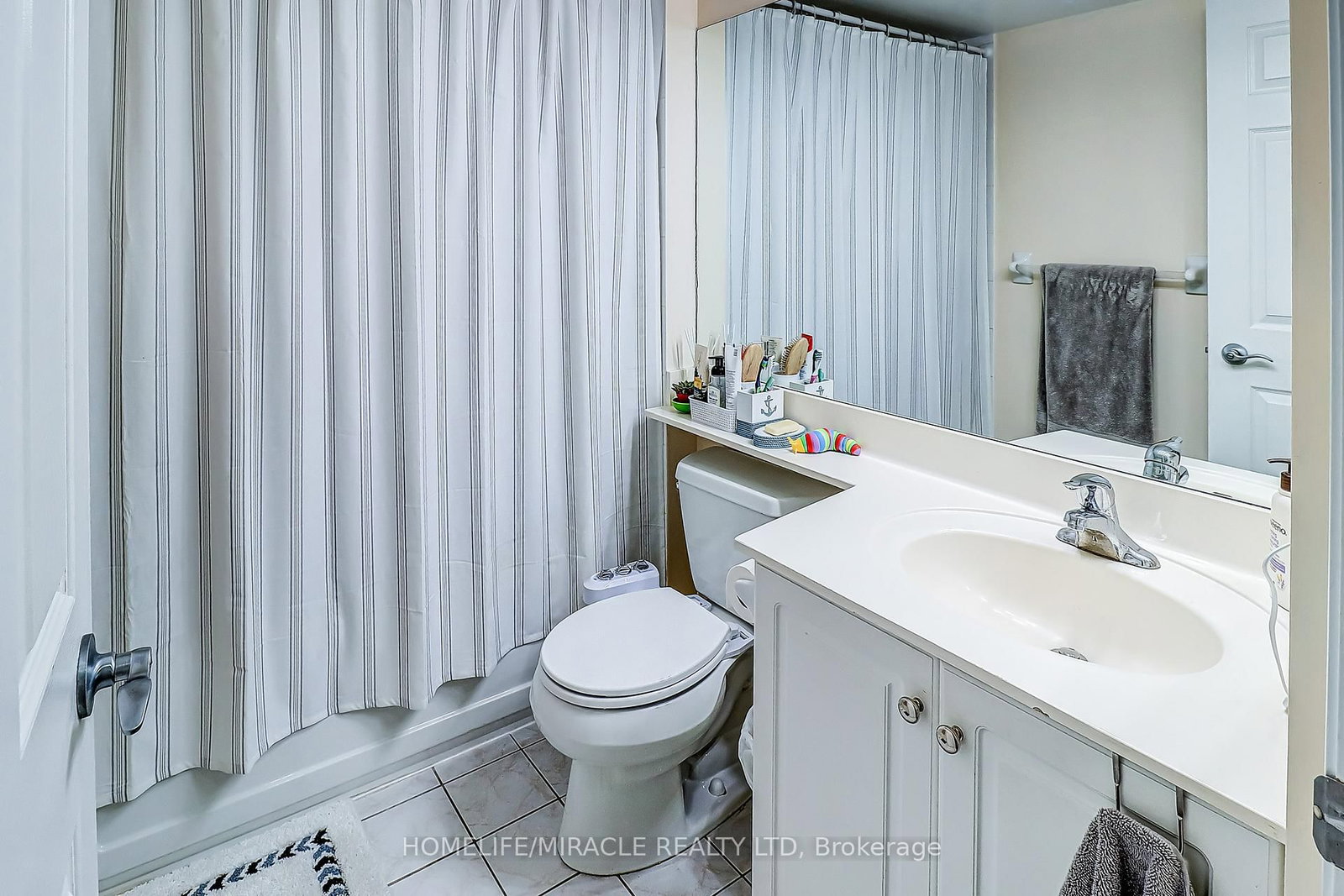 35 Kingsbridge Garden Circle, Unit 403 - Photo 15