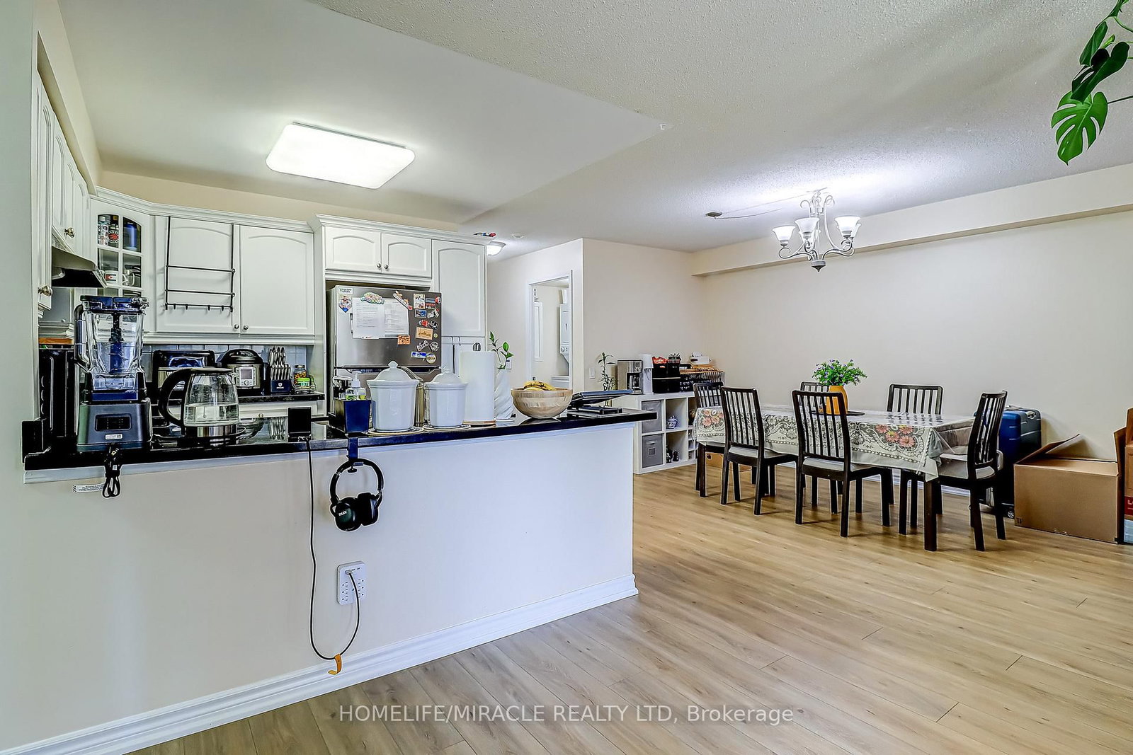 35 Kingsbridge Garden Circle, Unit 403 - Photo 18