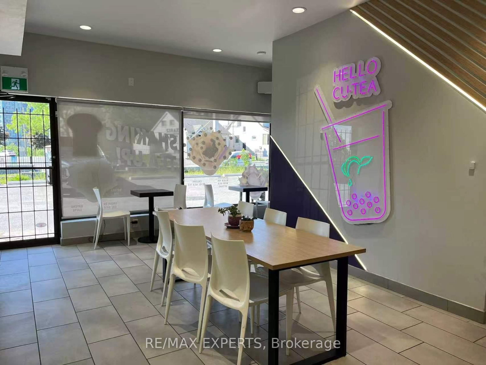 3812 Bloor Street W, Unit 1 - Photo 3