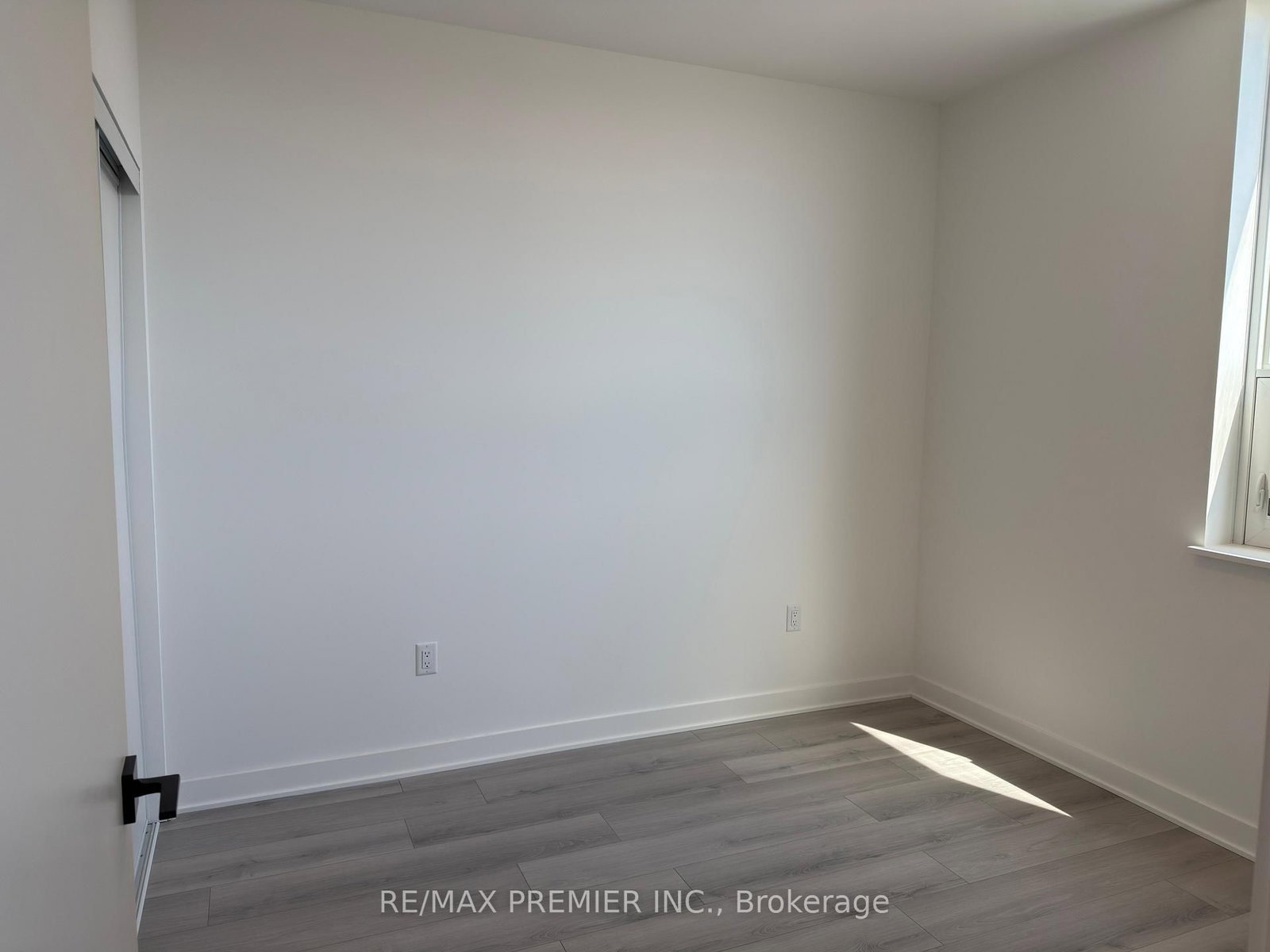 1185 Dupont Street, Unit 803 - Photo 10