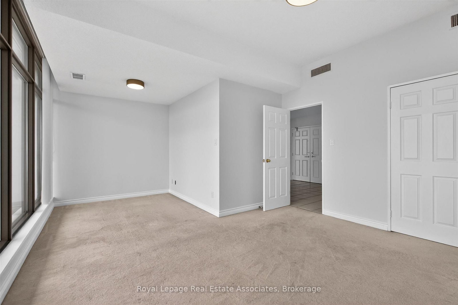 1333 Bloor Street, Unit PH15 - Photo 7