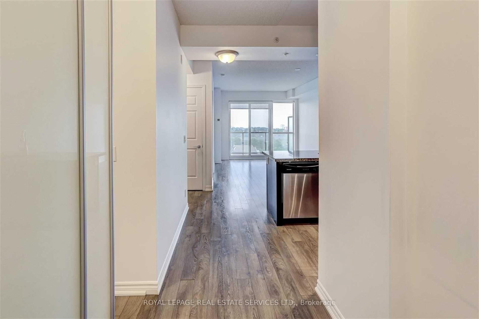 15 James Finlay Way, Unit 832 - Photo 19