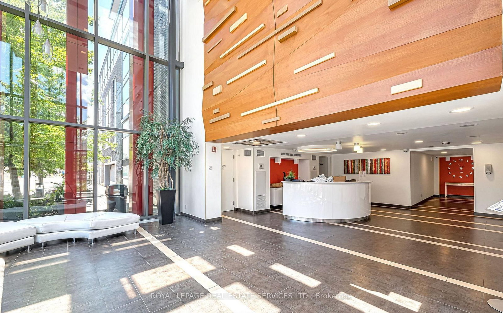 15 James Finlay Way, Unit 832 - Photo 28