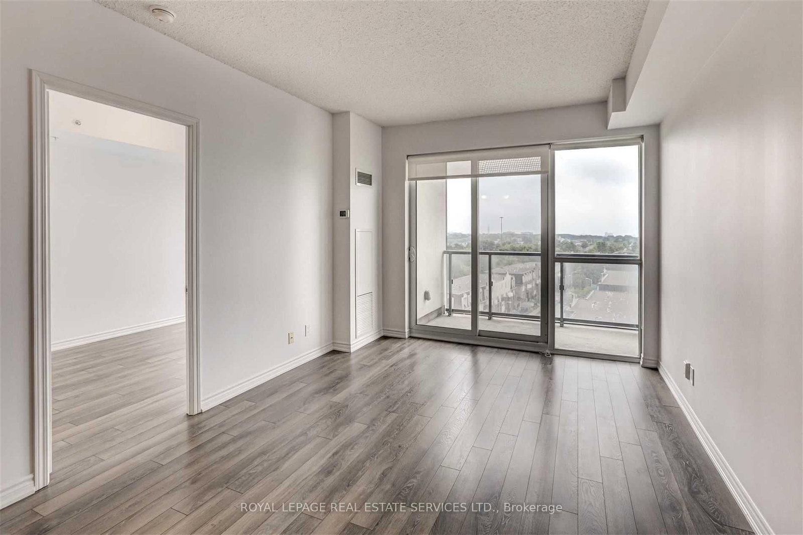 15 James Finlay Way, Unit 832 - Photo 9