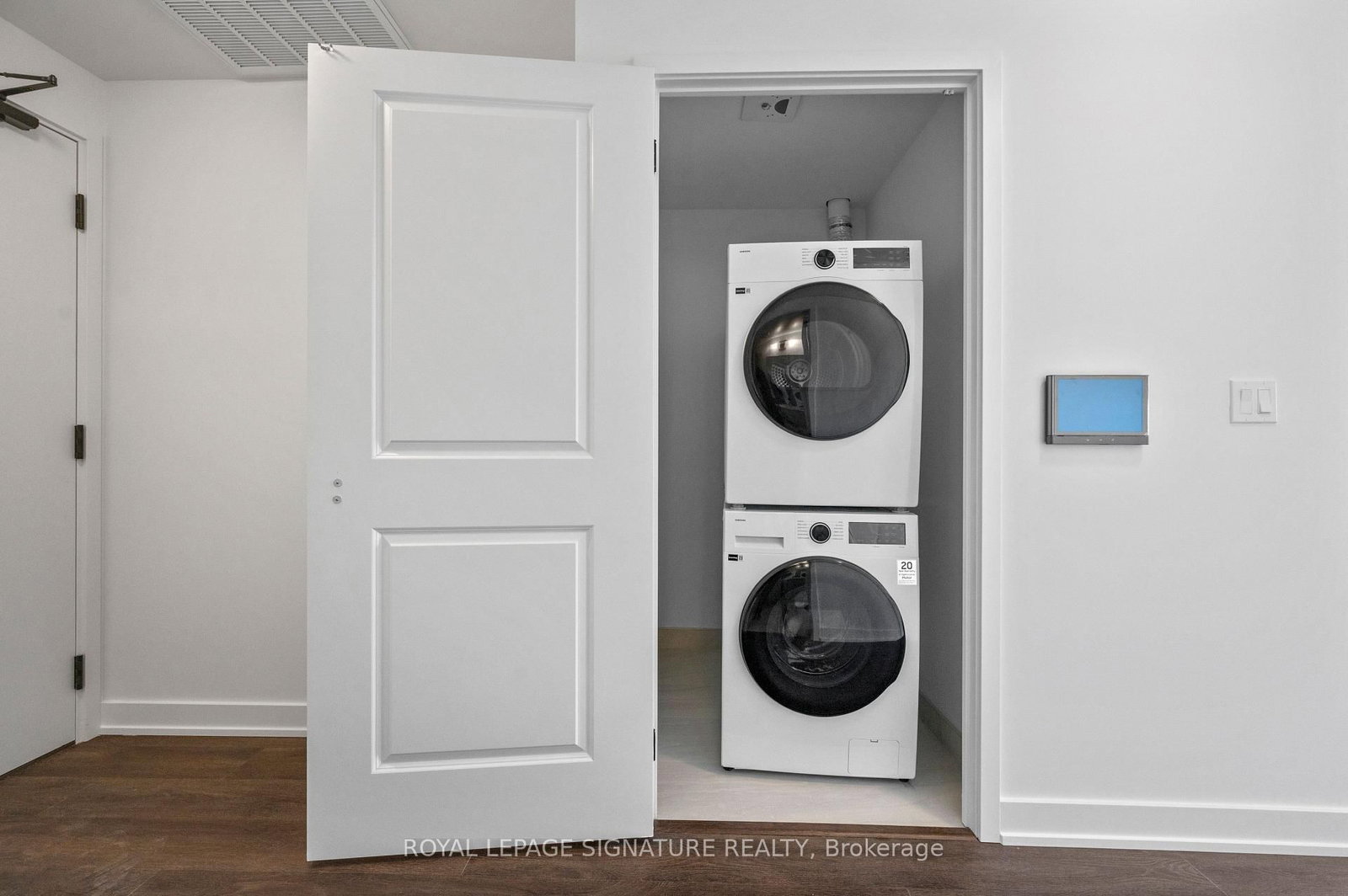 2075 Lakeshore Road, Unit 1104 - Photo 18