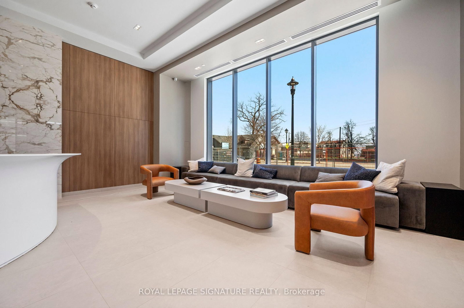 2075 Lakeshore Road, Unit 1104 - Photo 26