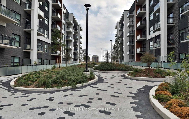 207 - 102 Grovewood Common, Oakville, L6H 0X2 | Image 3