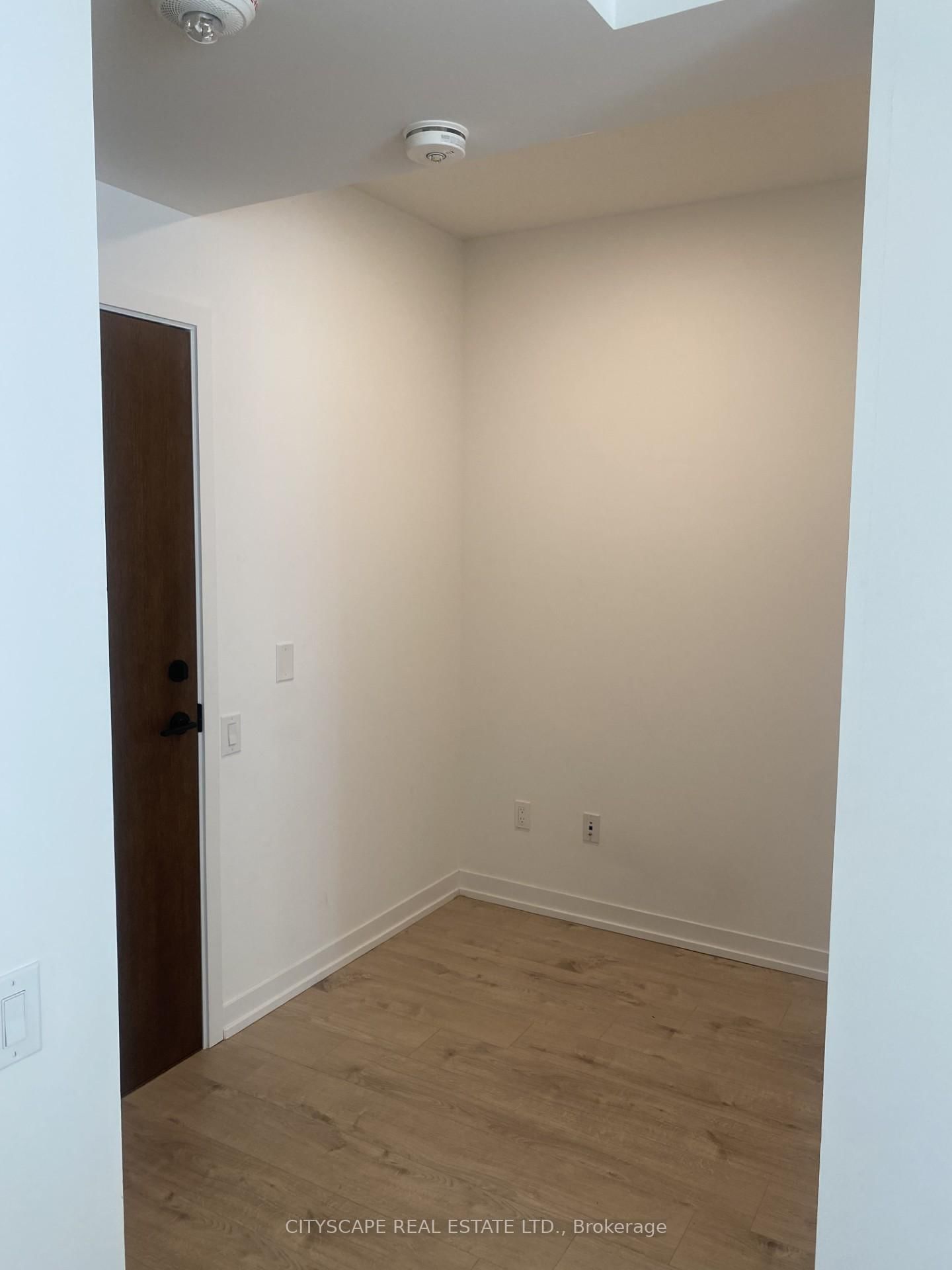 4065 Confederation Parkway W, Unit 3102 - Photo 10