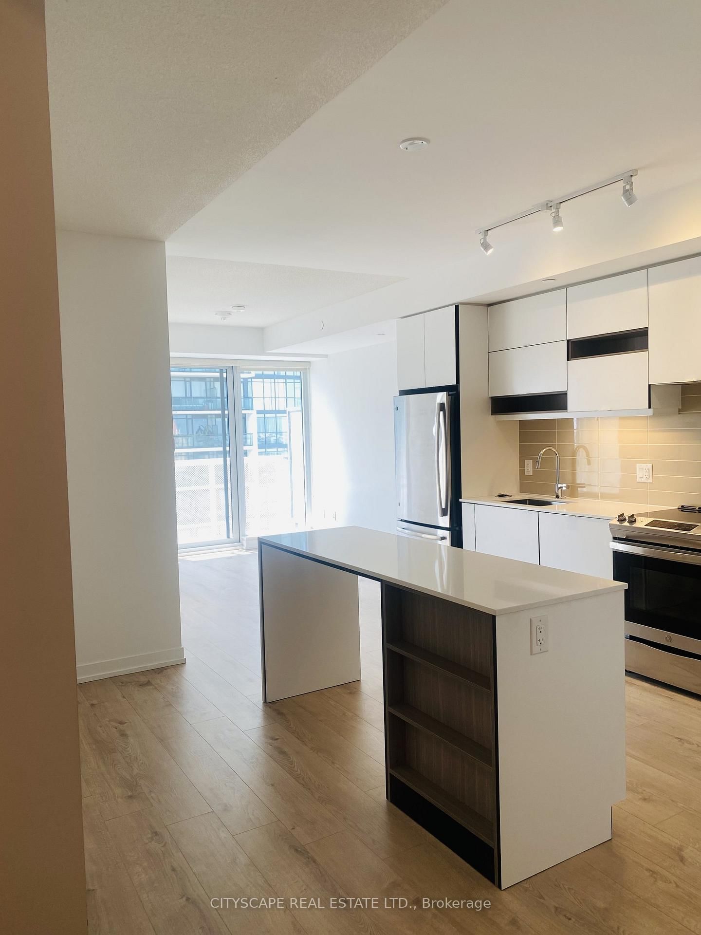 4065 Confederation Parkway W, Unit 3102 - Photo 2