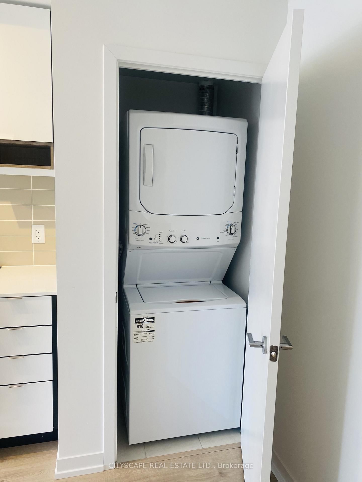 4065 Confederation Parkway W, Unit 3102 - Photo 8