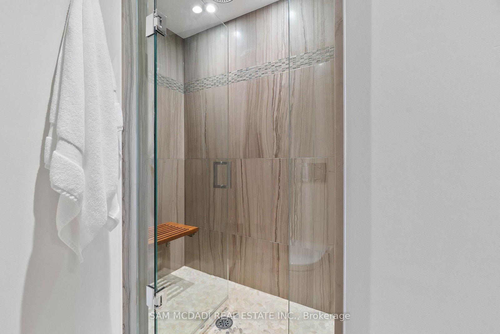 2045 Lakeshore Boulevard W, Unit 2212 - Photo 22