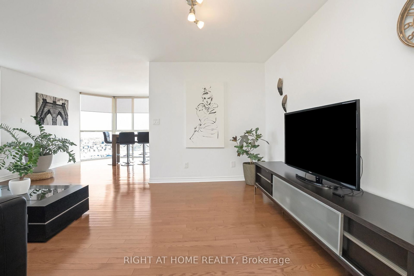 1360 Rathburn Road E, Unit 1507 - Photo 14