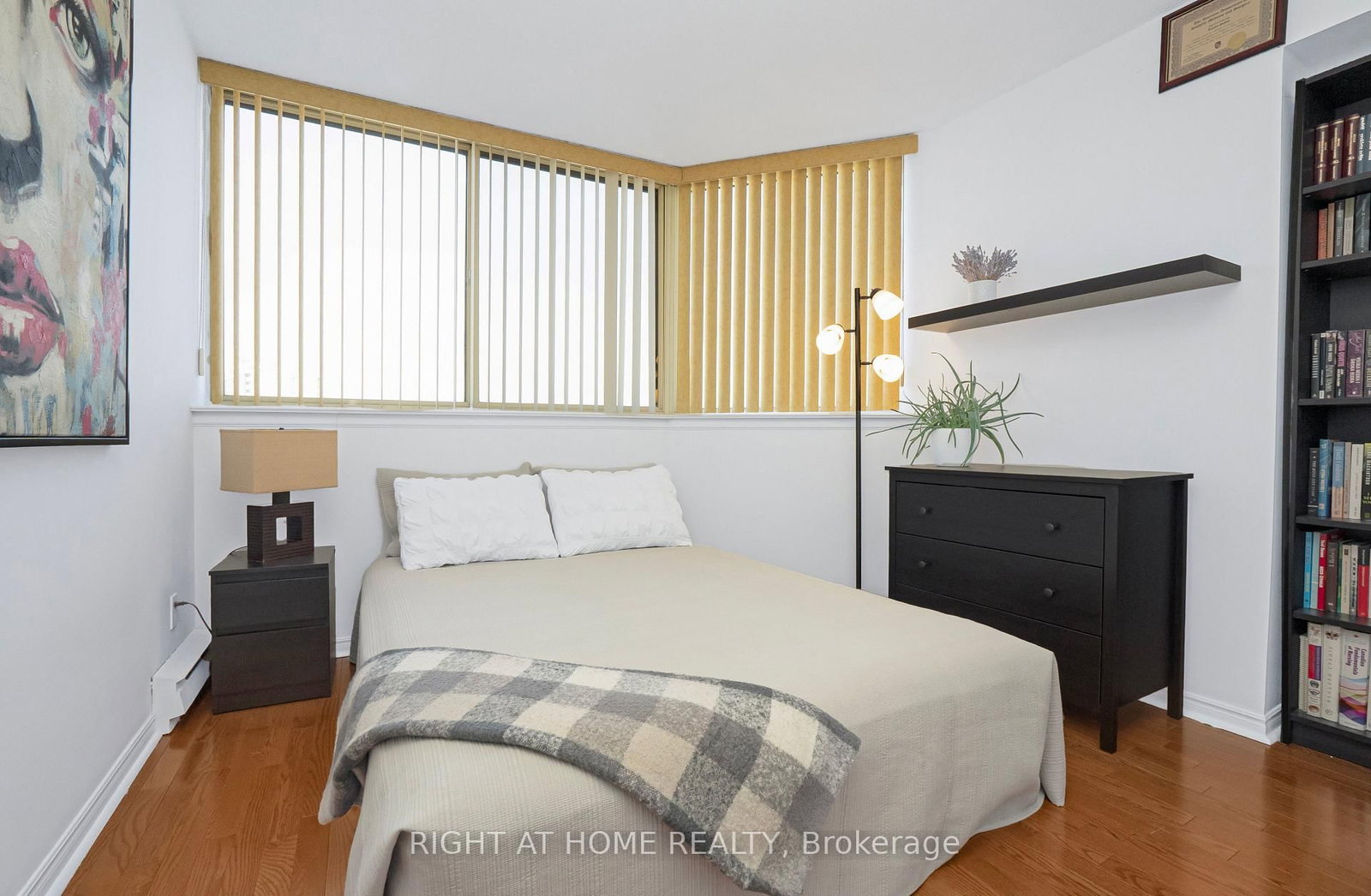 1360 Rathburn Road E, Unit 1507 - Photo 26