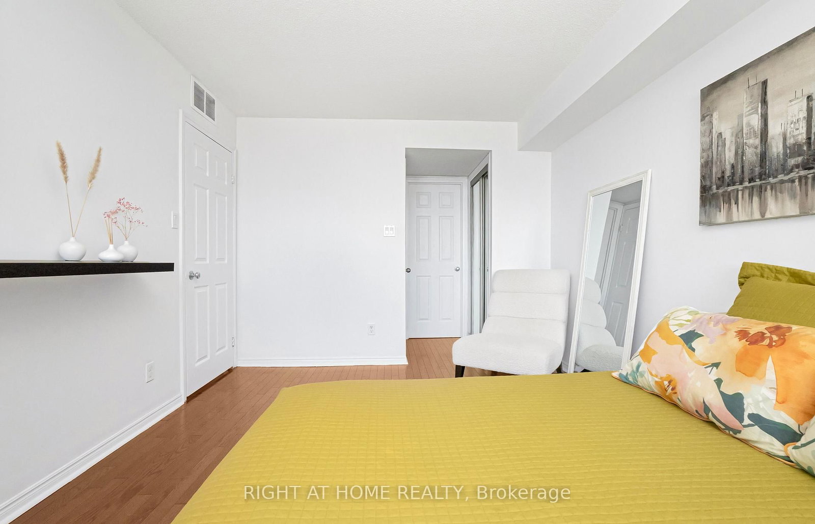 1360 Rathburn Road E, Unit 1507 - Photo 30