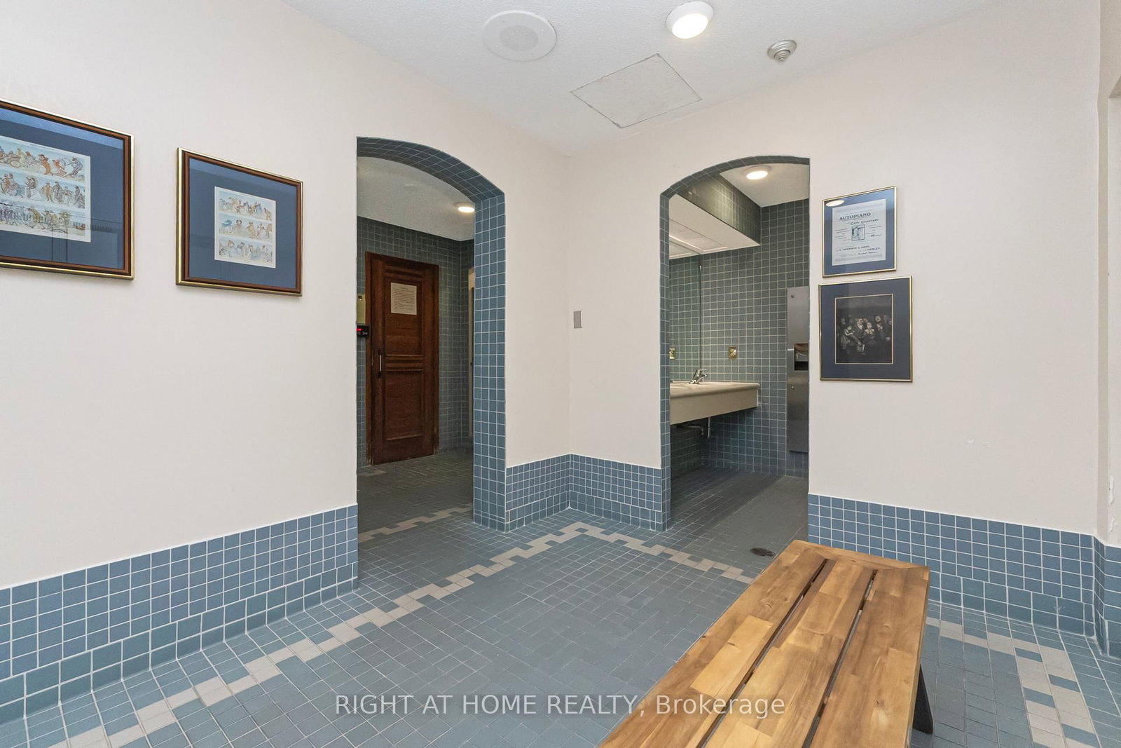 1360 Rathburn Road E, Unit 1507 - Photo 40