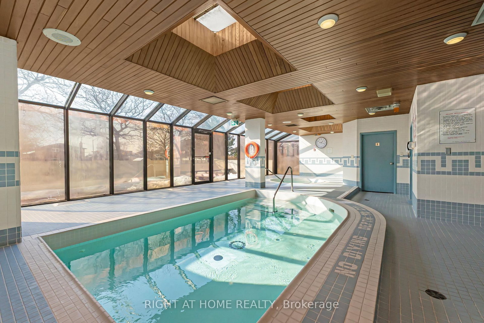 1360 Rathburn Road E, Unit 1507 - Photo 42