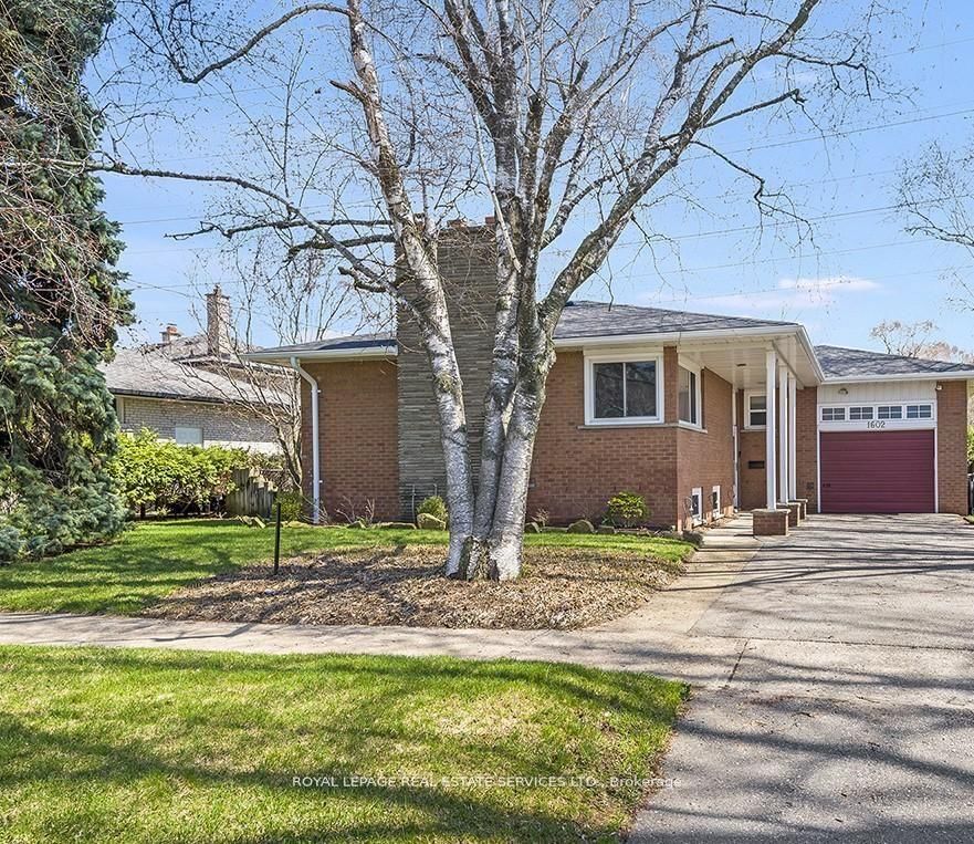 1602 Carletta Drive - Photo 2