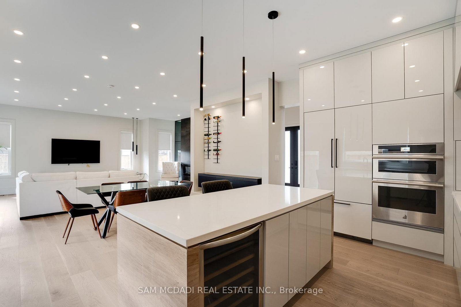 1019 Strathy Avenue - Photo 11