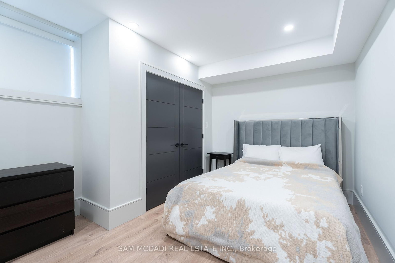 1019 Strathy Avenue - Photo 34