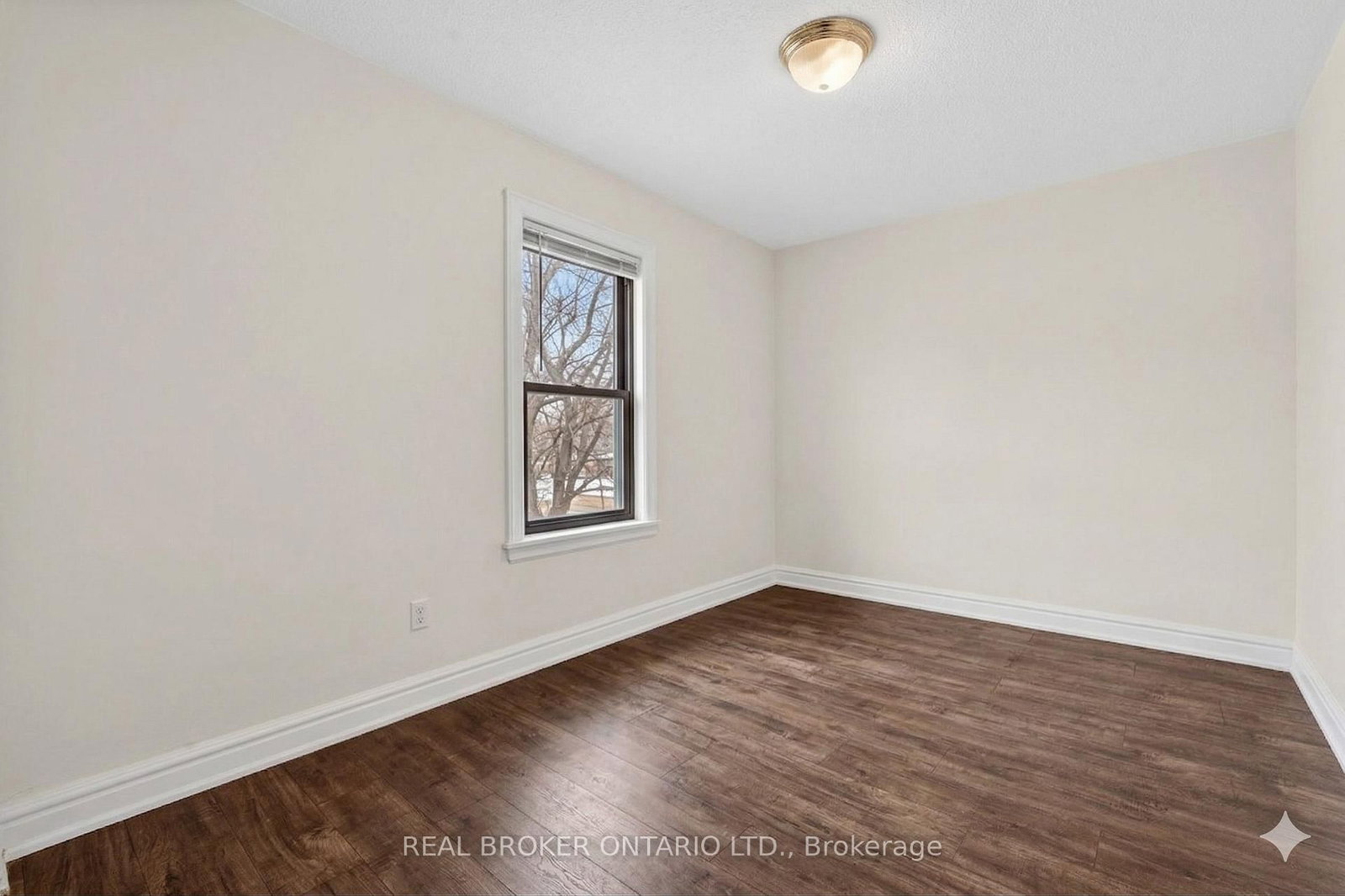 53-55 Wellington Street - Photo 8