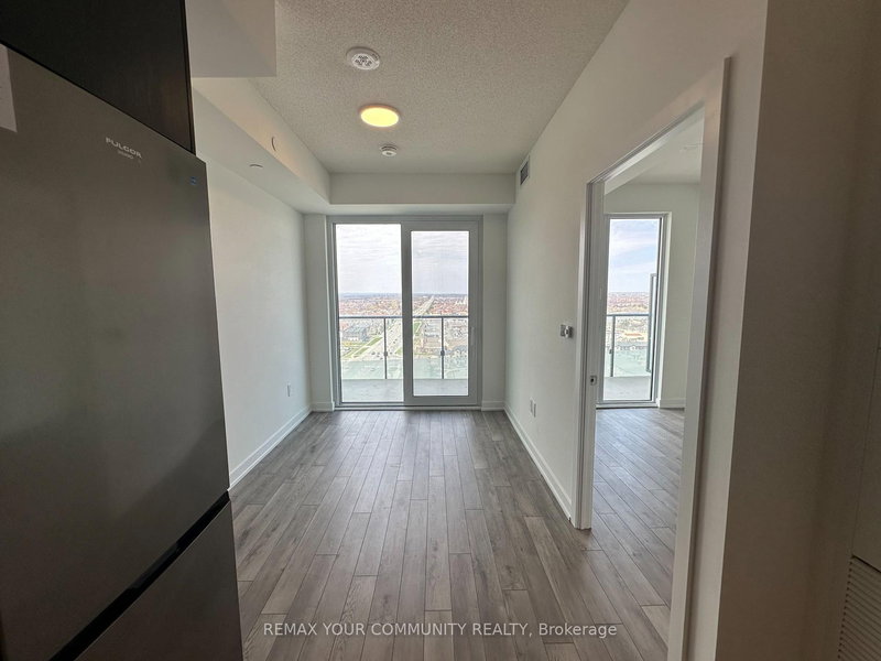 1418 - 15 Skyridge Dr, Brampton, L6P 4S3 | Image 2