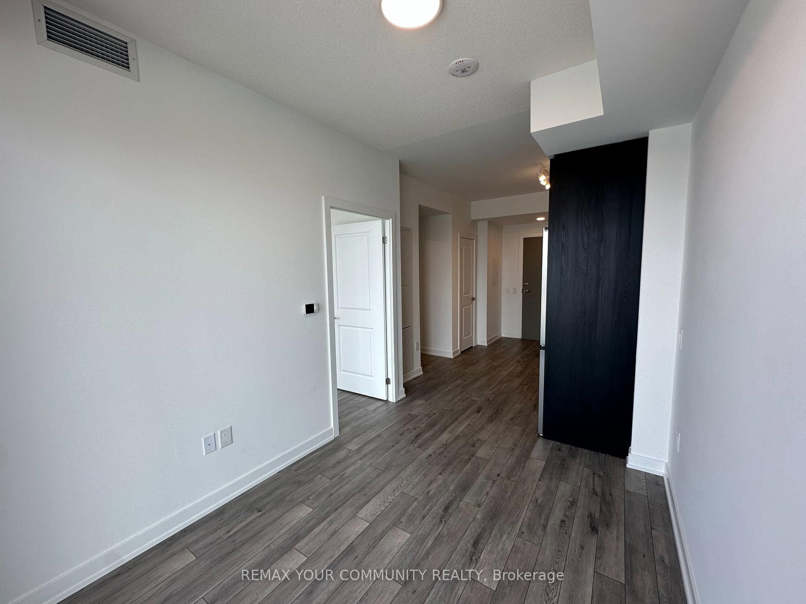 15 Skyridge Drive, Unit 1418 - Photo 4