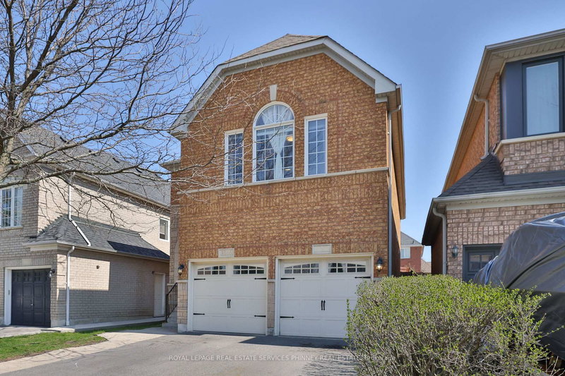 3086 Owls Foot Dr, Mississauga, L5M 6T8 | Image 2