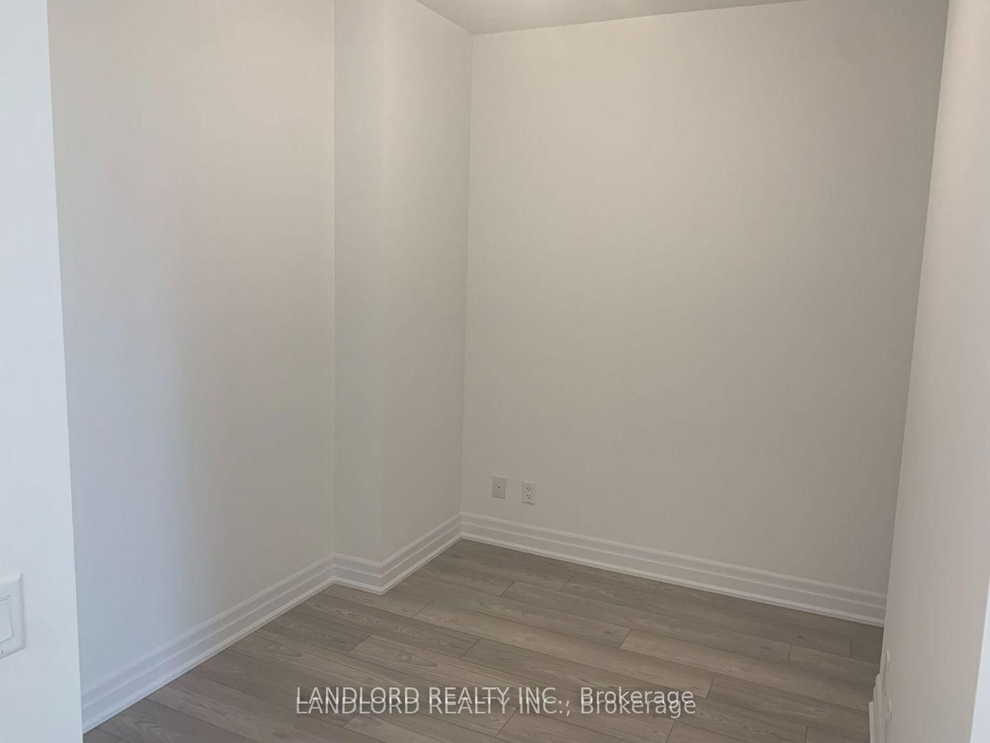 36 Elm Drive W, Unit 703 - Photo 10