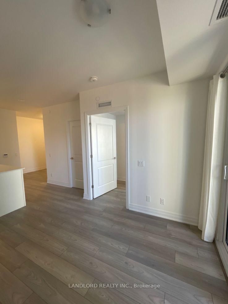 36 Elm Drive W, Unit 703 - Photo 11