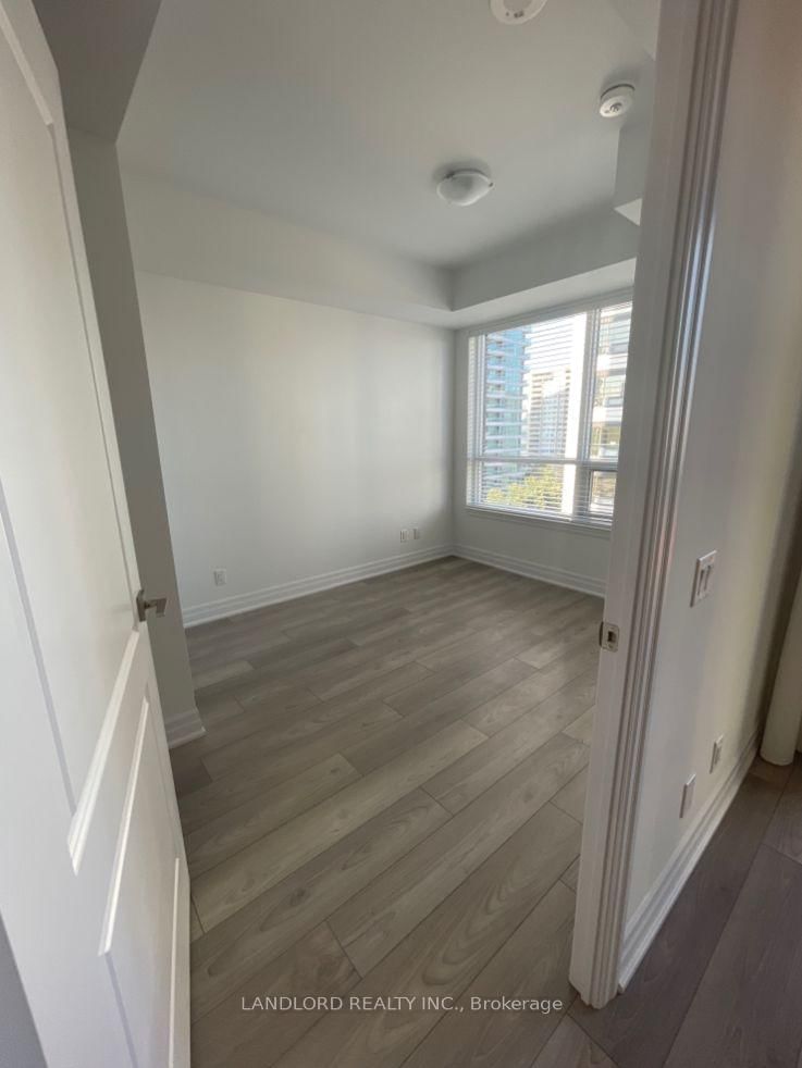 36 Elm Drive W, Unit 703 - Photo 14