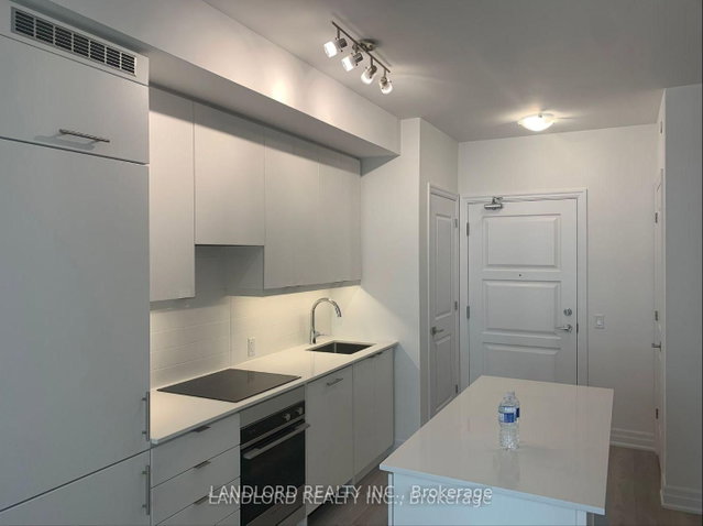 703 - 36 Elm Drive W