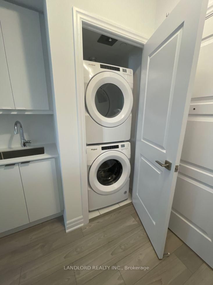 36 Elm Drive W, Unit 703 - Photo 5