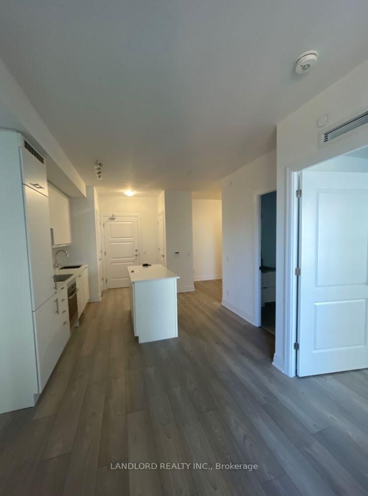 36 Elm Drive W, Unit 703 - Photo 6