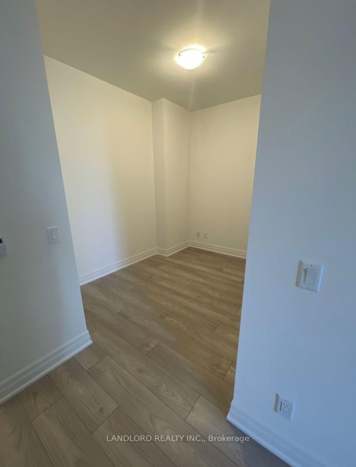 36 Elm Drive W, Unit 703 - Photo 9