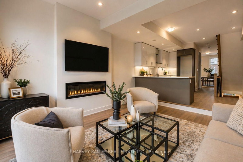 11 Innes Ave, Toronto, M6E 0B2 | Image 2