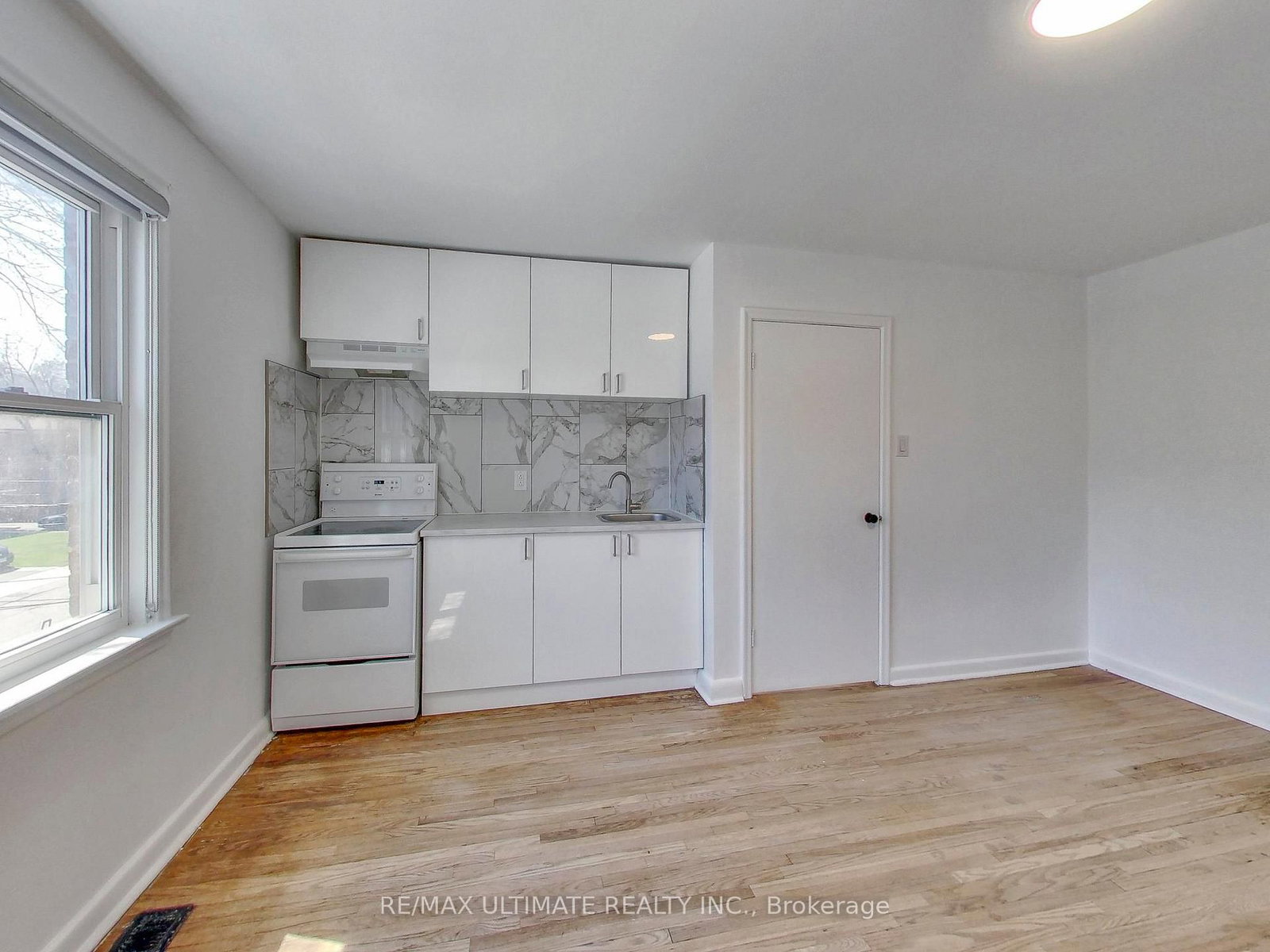 120 Edinborough Court - Photo 14