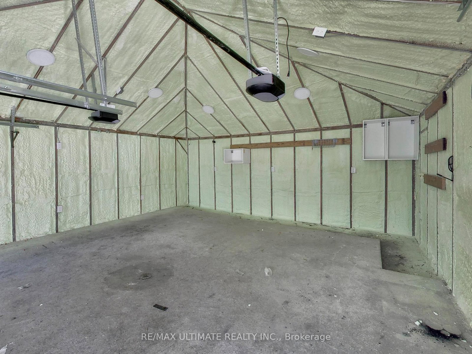 120 Edinborough Court - Photo 31